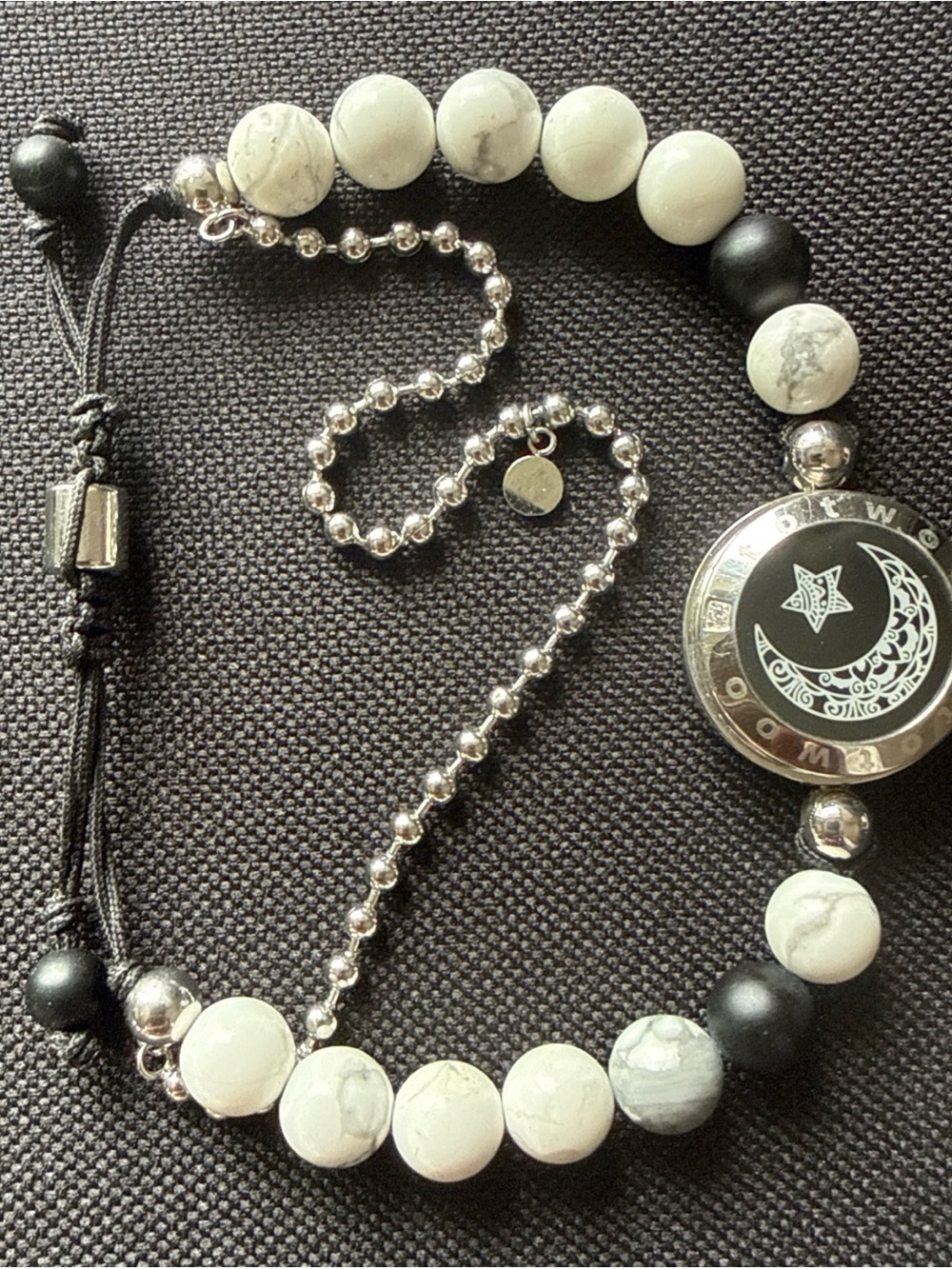 Totwoo Bluetooth Connect to Love Adjustable-Onyx+White Stone-Moon Star Bracelet